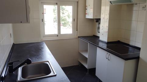 Foto 3 de Piso en venta en C/ la Canción del Olvido, Los Ángeles, Madrid