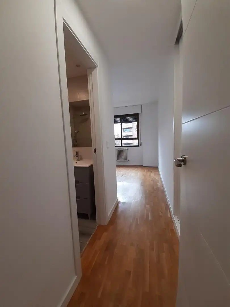 Bedroom of Flat for rent in Pozuelo de Alarcón  with Air Conditioner, Heating and Parquet flooring
