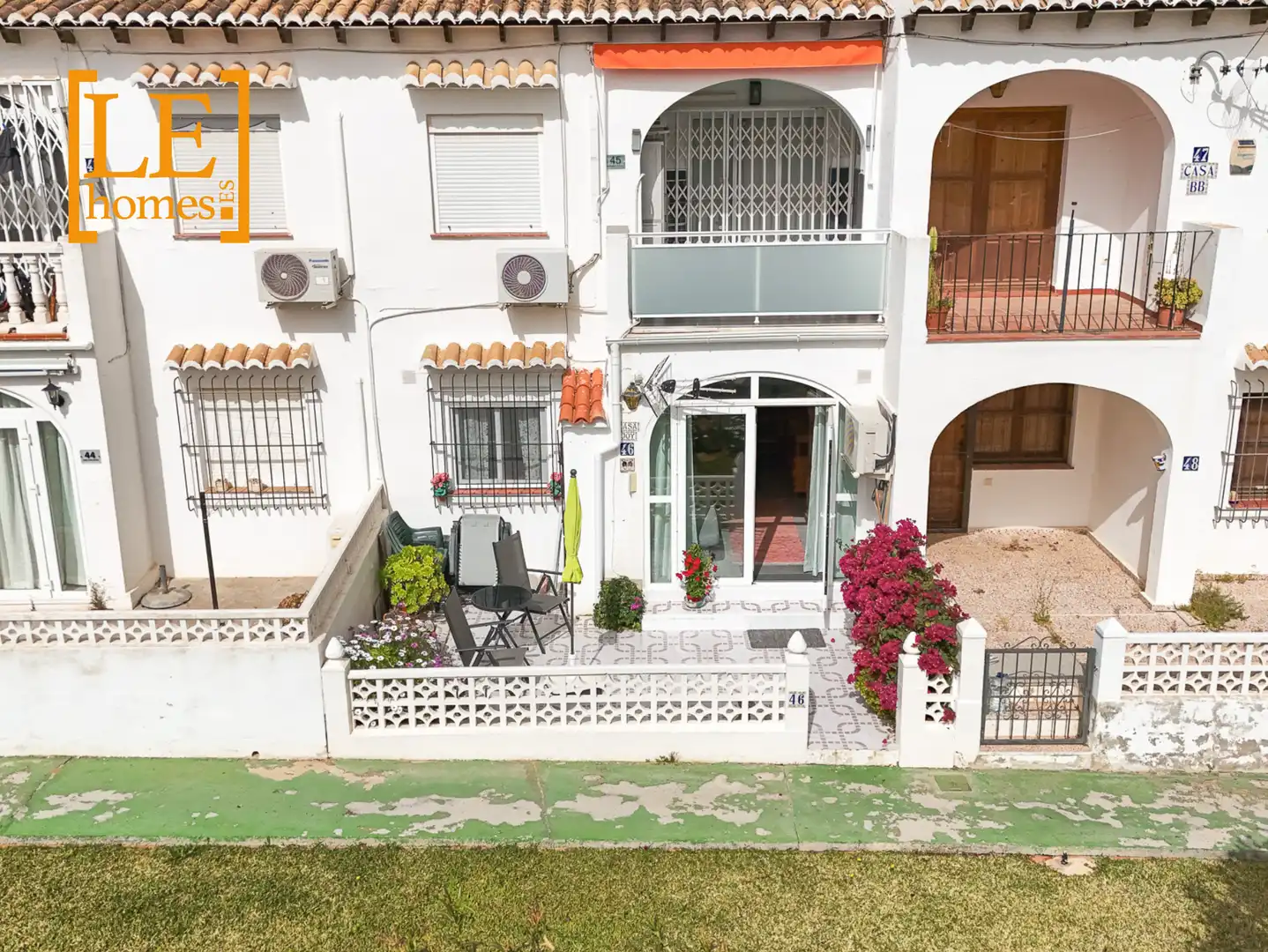 Terraza de Planta baja en venta en Torrevieja con Aire acondicionado, Amueblado y Horno