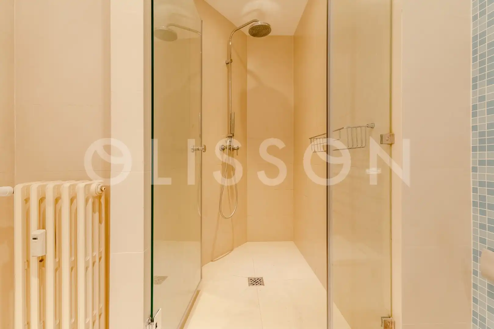 Baño de Piso de alquiler en Madrid con Aire acondicionado, Calefacción y Trastero