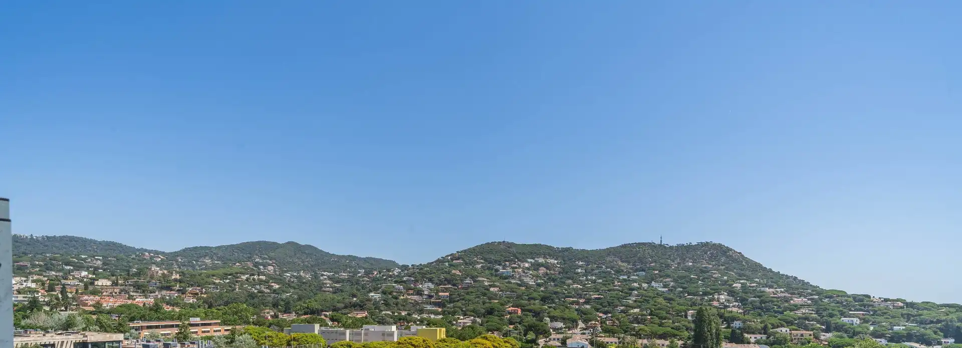 Vista exterior de Casa adosada en venta en Cabrils con Aire acondicionado, Calefacción y Jardín privado