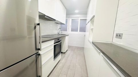 Foto 2 de Piso en venta en Los Castillejos - La Trinidad, Málaga Capital