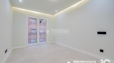 Foto 5 de Piso en venta en Santa Rosa, Barcelona