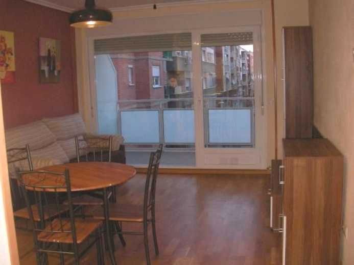 Comedor de Piso de alquiler en  Zaragoza Capital con Calefacción, Parquet y Amueblado