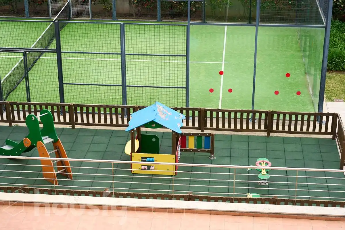 Terrasse von Wohnung zum Verkauf in  Palma de Mallorca mit Klimaanlage, Heizung und Privatgarten