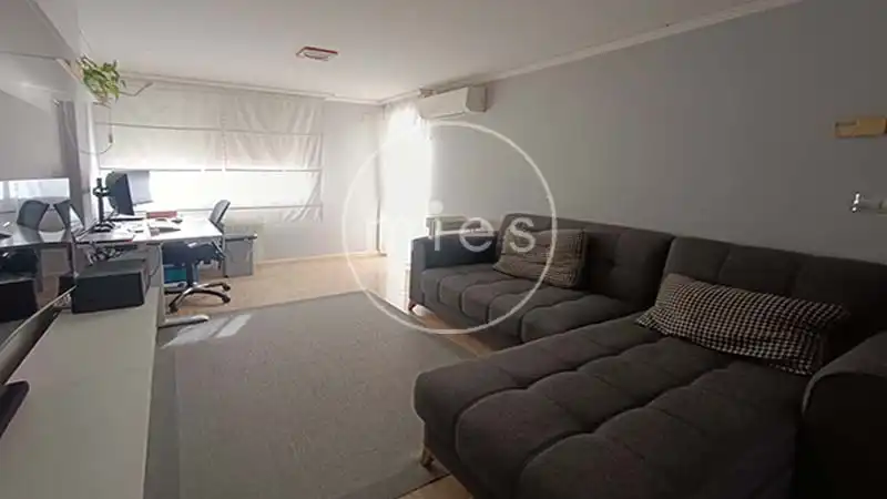 Sala d'estar de Pis en venda en Valencia amb Aire condicionat