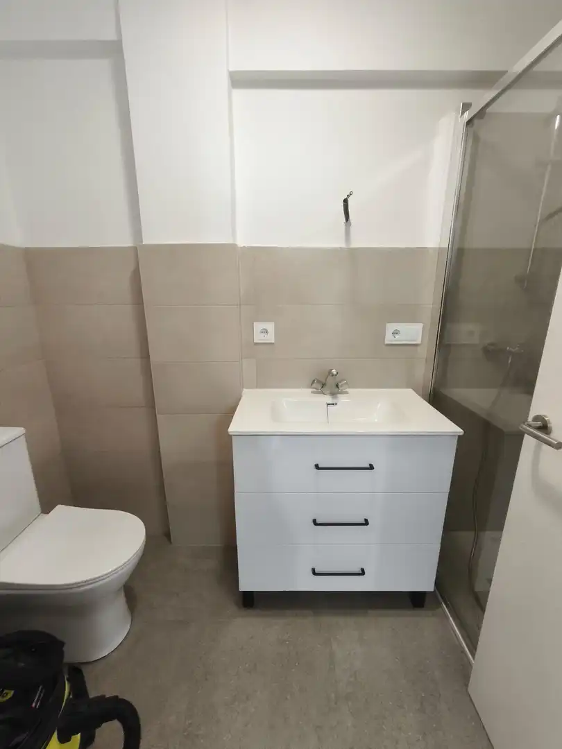 Bany de Pis de lloguer en A Coruña Capital 