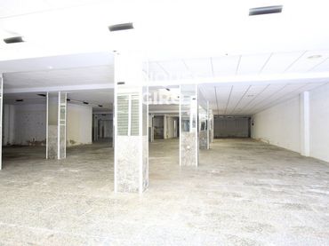 Locale commerciale in affitto a via dels paisos catalans