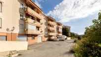 Exterior view of Flat for sale in Cenes de la Vega  with Terrace and Balcony