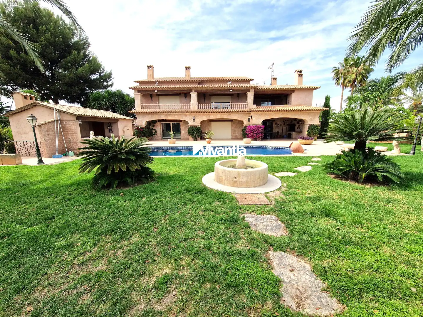 Detached house with pool for sale in Pedanías Centro, imagen 4
