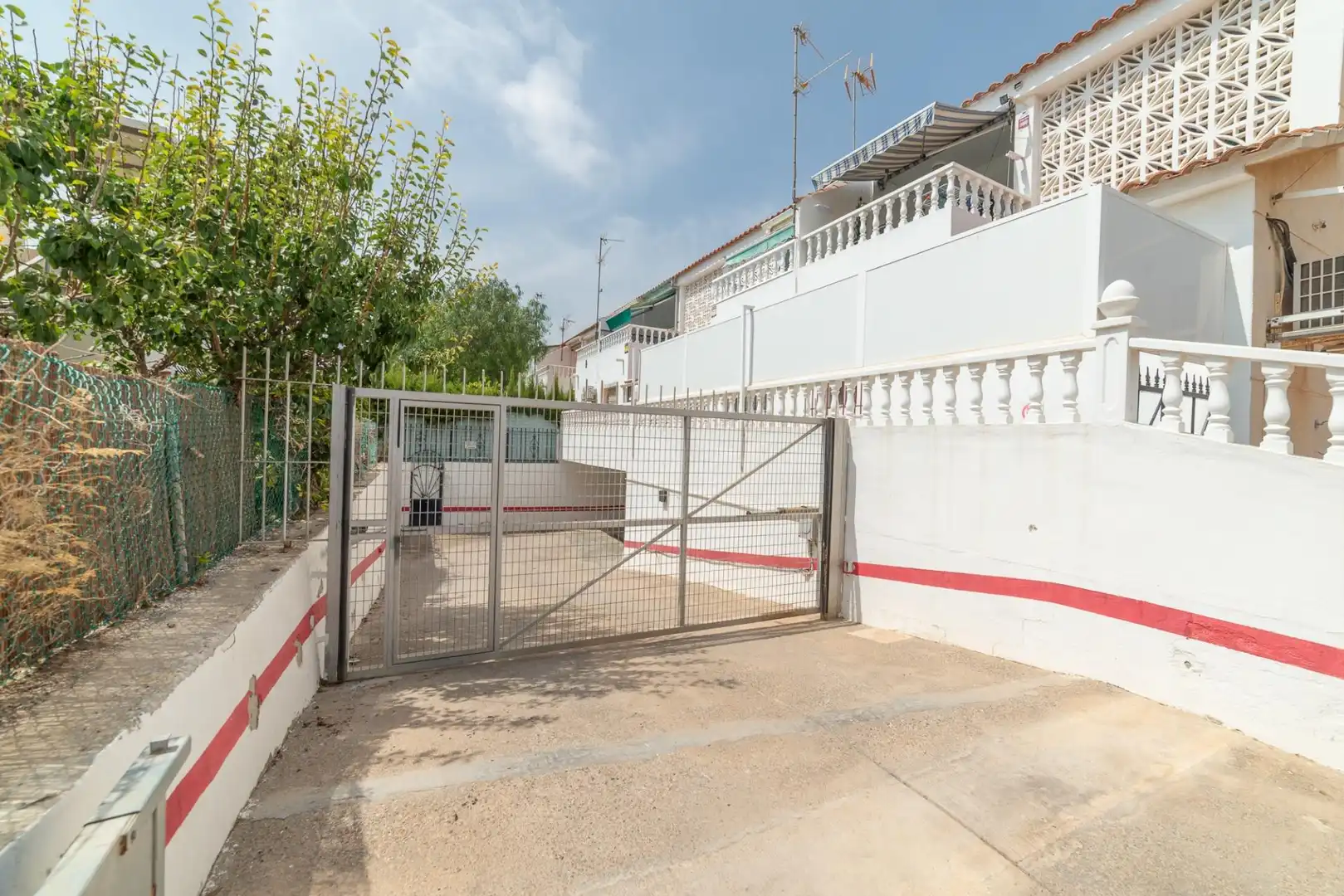 Aparcament de Planta baixa en venda en San Javier amb Aire condicionat, Jardí privat i Terrassa