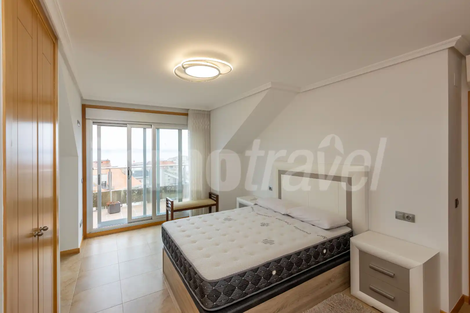 Bedroom of Attic for sale in Sanxenxo  with Air Conditioner, Heating and Terrace