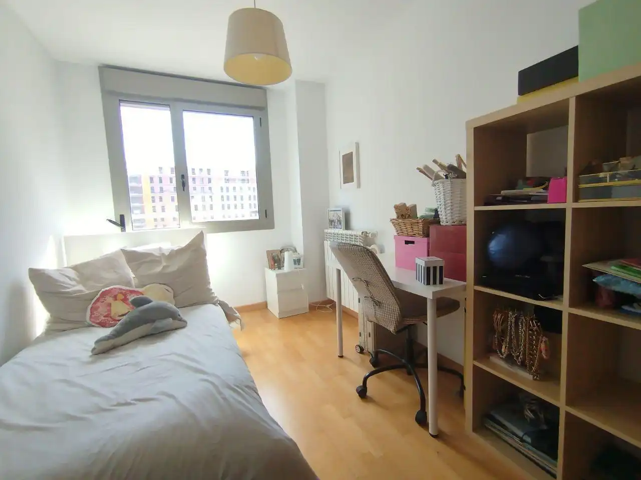 Bedroom of Apartments for sale in Valencia  with Air Conditioner, Storage room and Balcony