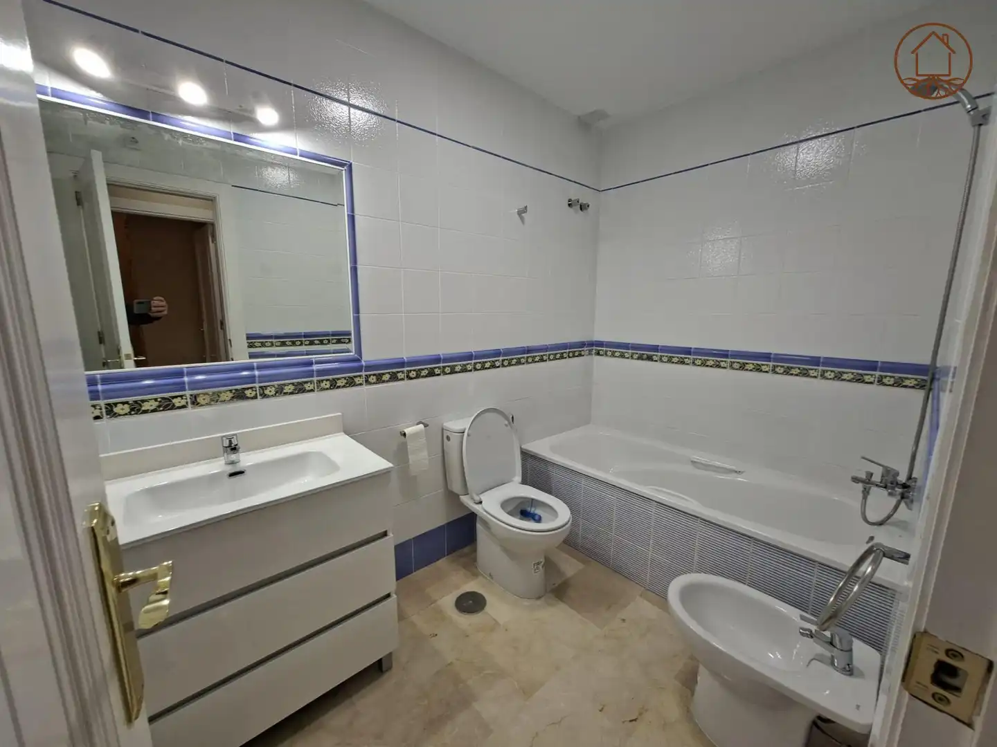 Baño de Casa o chalet en venta en Orihuela con Aire acondicionado, Jardín privado y Amueblado