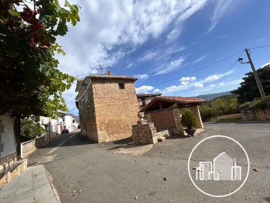 Casa en venta en Valle de Tobalina, imagen 2