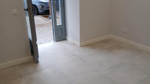 Photo 2 of Premises to rent in Calle Andrés Torrejón, Pacífico, Madrid