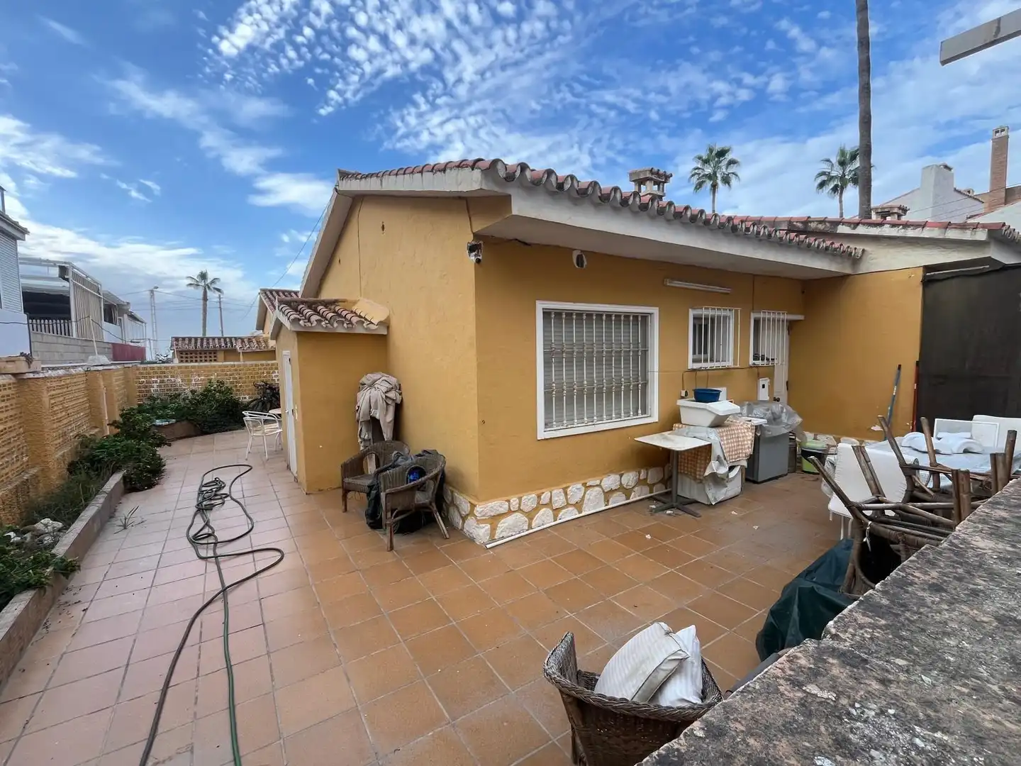 Vista exterior de Casa adosada en venta en Rincón de la Victoria
