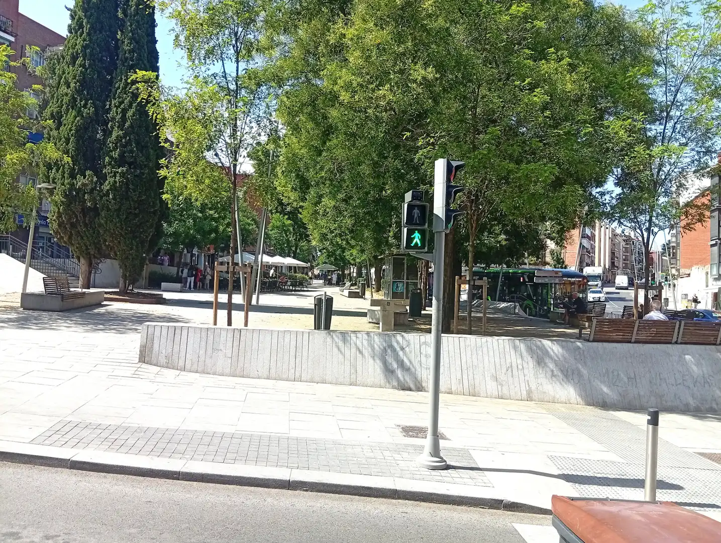 Exterior view of Flat for sale in Madrid  with Air Conditioner, Heating and Parquet flooring