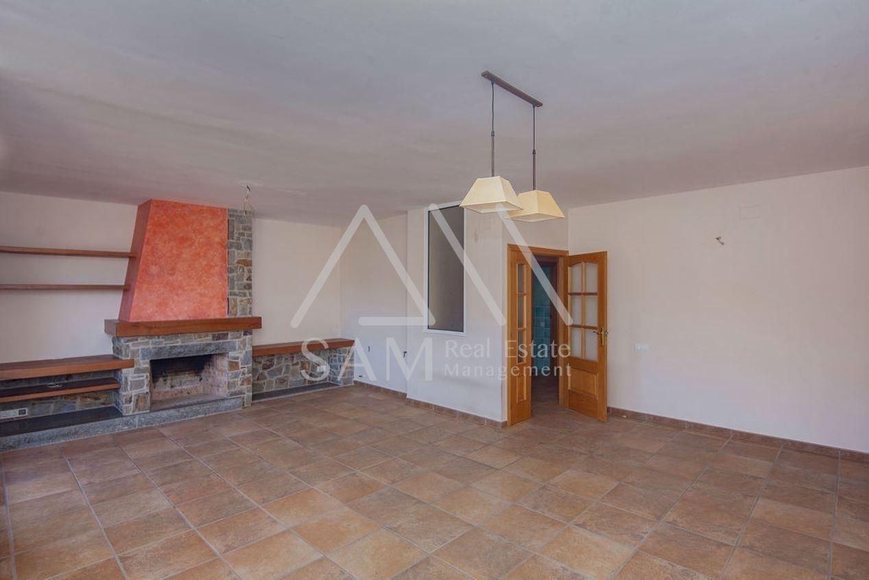 Living room of Single-family semi-detached for sale in Sant Climent de Llobregat  with Heating, Private garden and Terrace
