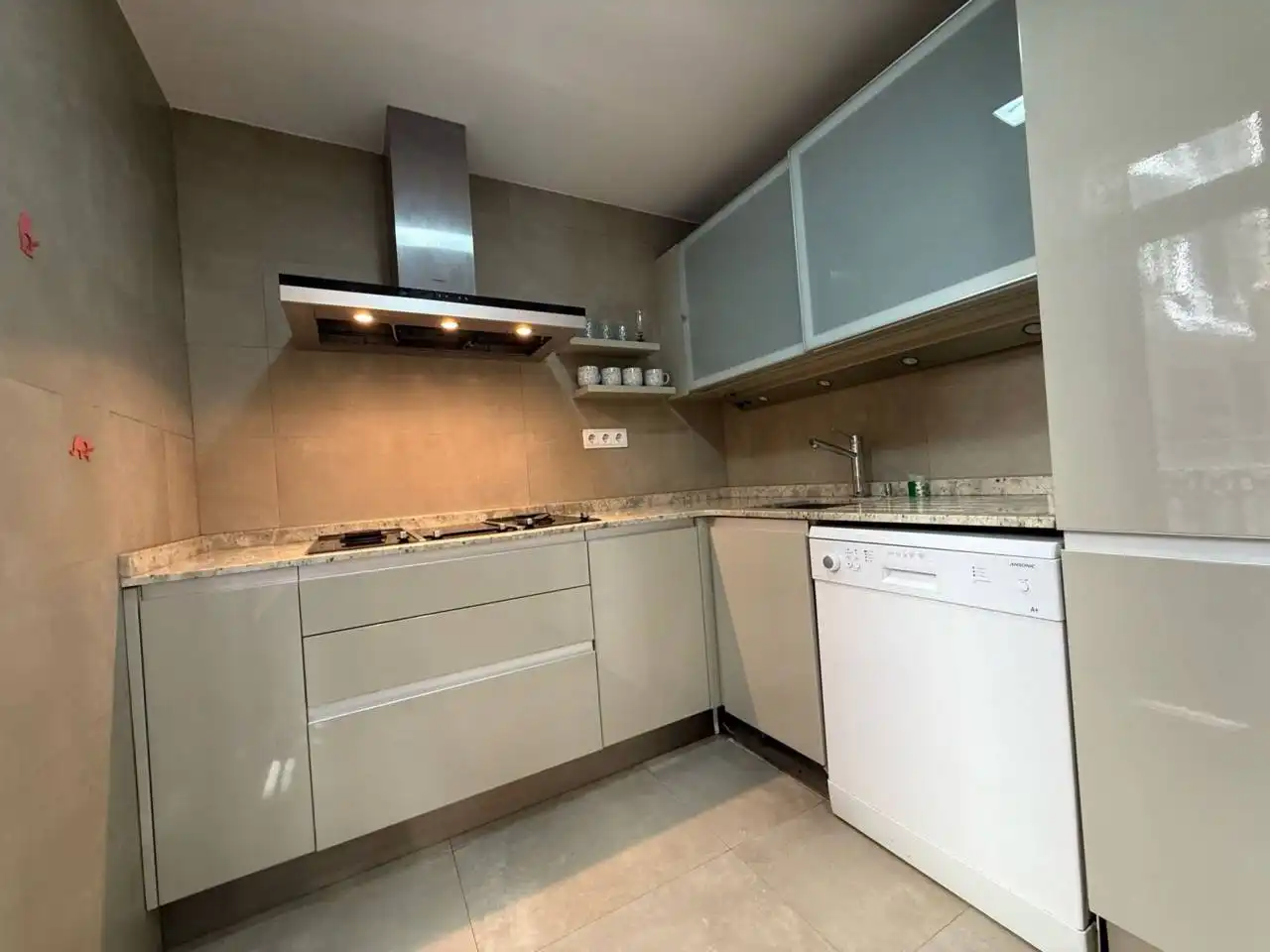 Kitchen of Flat for rent in Valencia  with Air Conditioner, Heating and Furnished