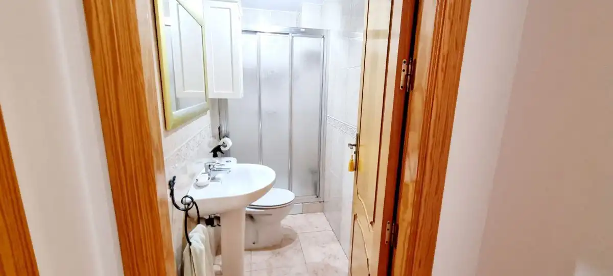 Bathroom of Flat for rent in Águilas  with Furnished and Balcony