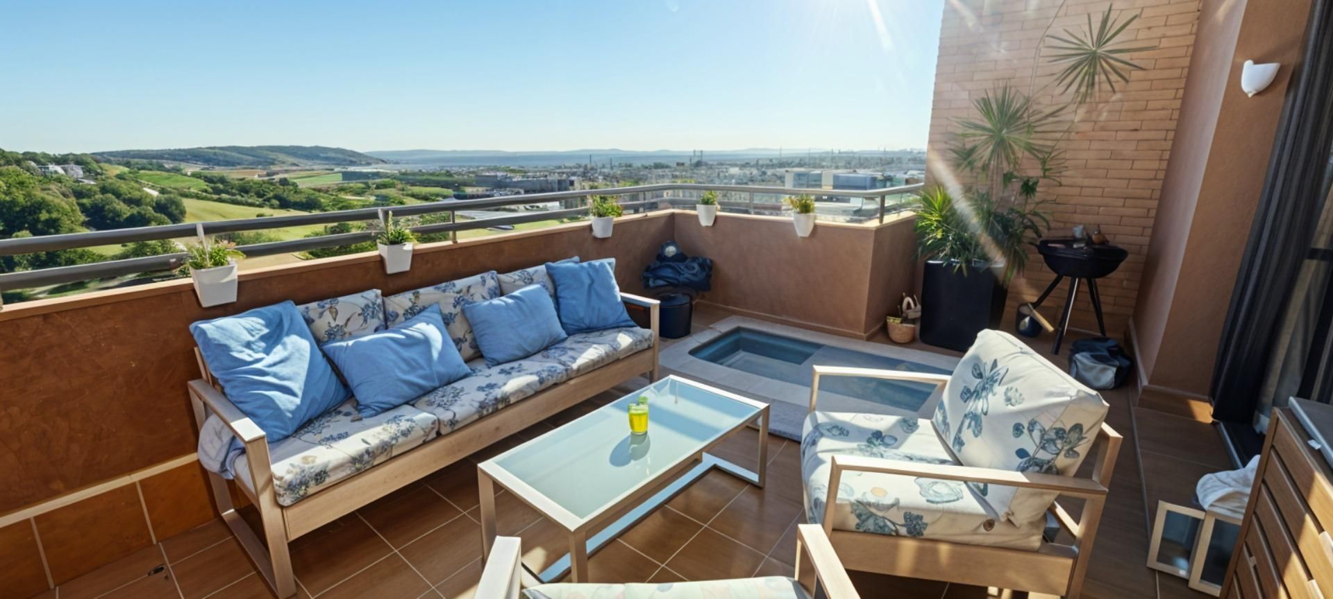 Terraza de Ático en venta en  Madrid Capital con Aire acondicionado, Calefacción y Jardín privado