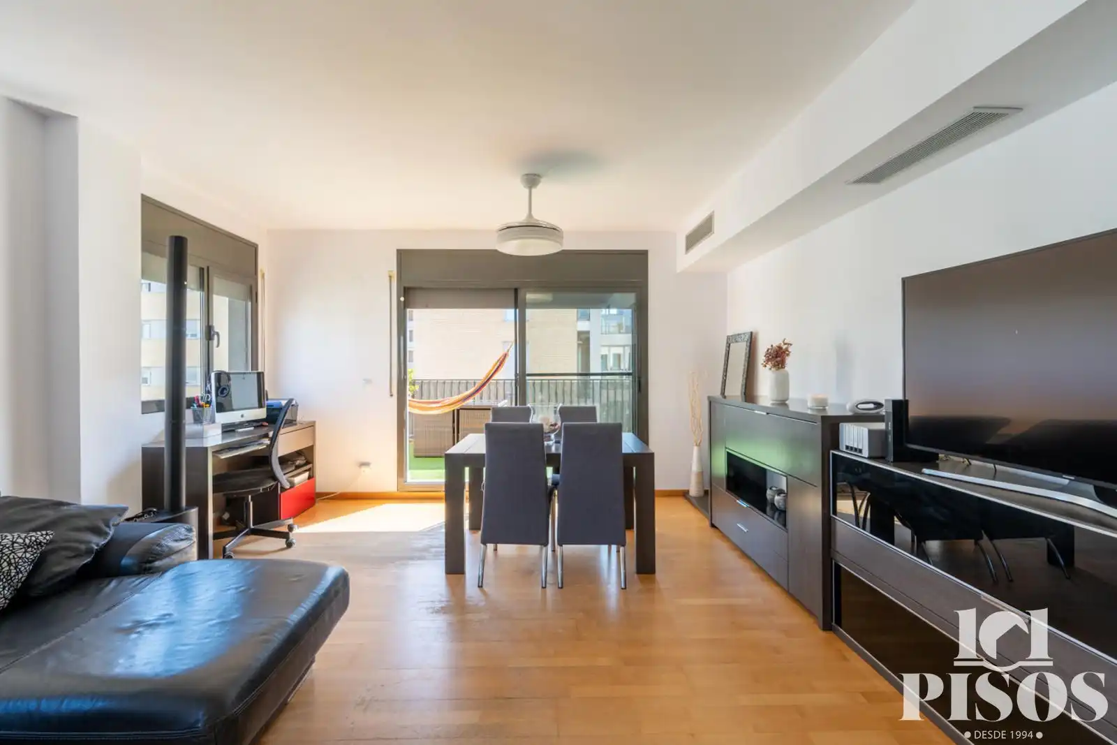 Penthouse with pool for sale in Ramon Mas, imagen 5