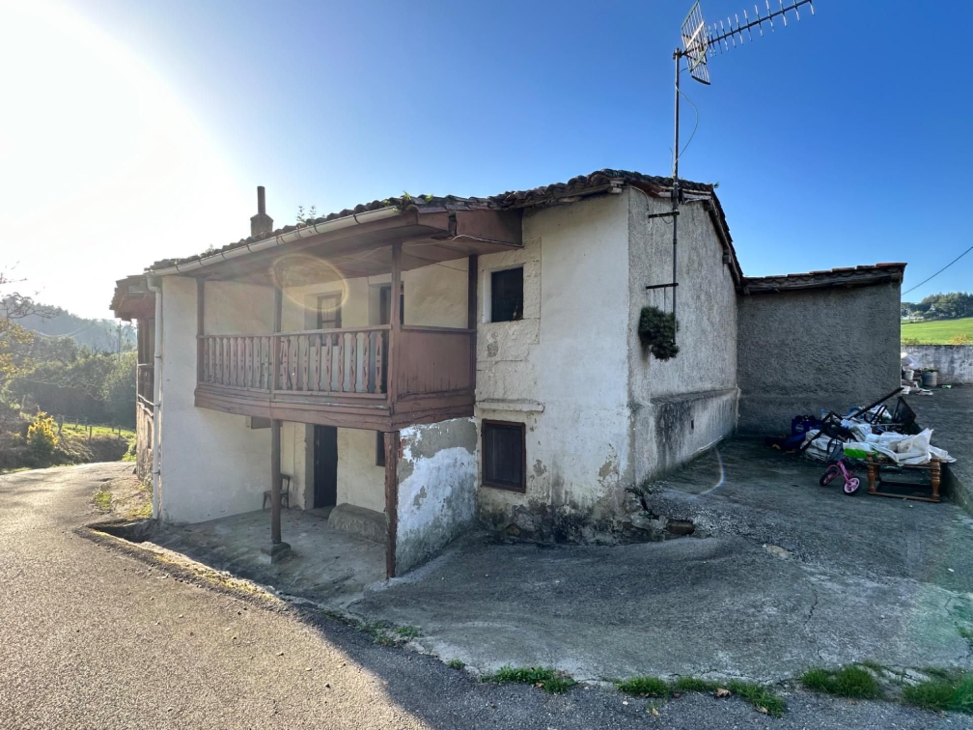Exterior view of House or chalet for sale in Ribadesella  with Private garden and Balcony