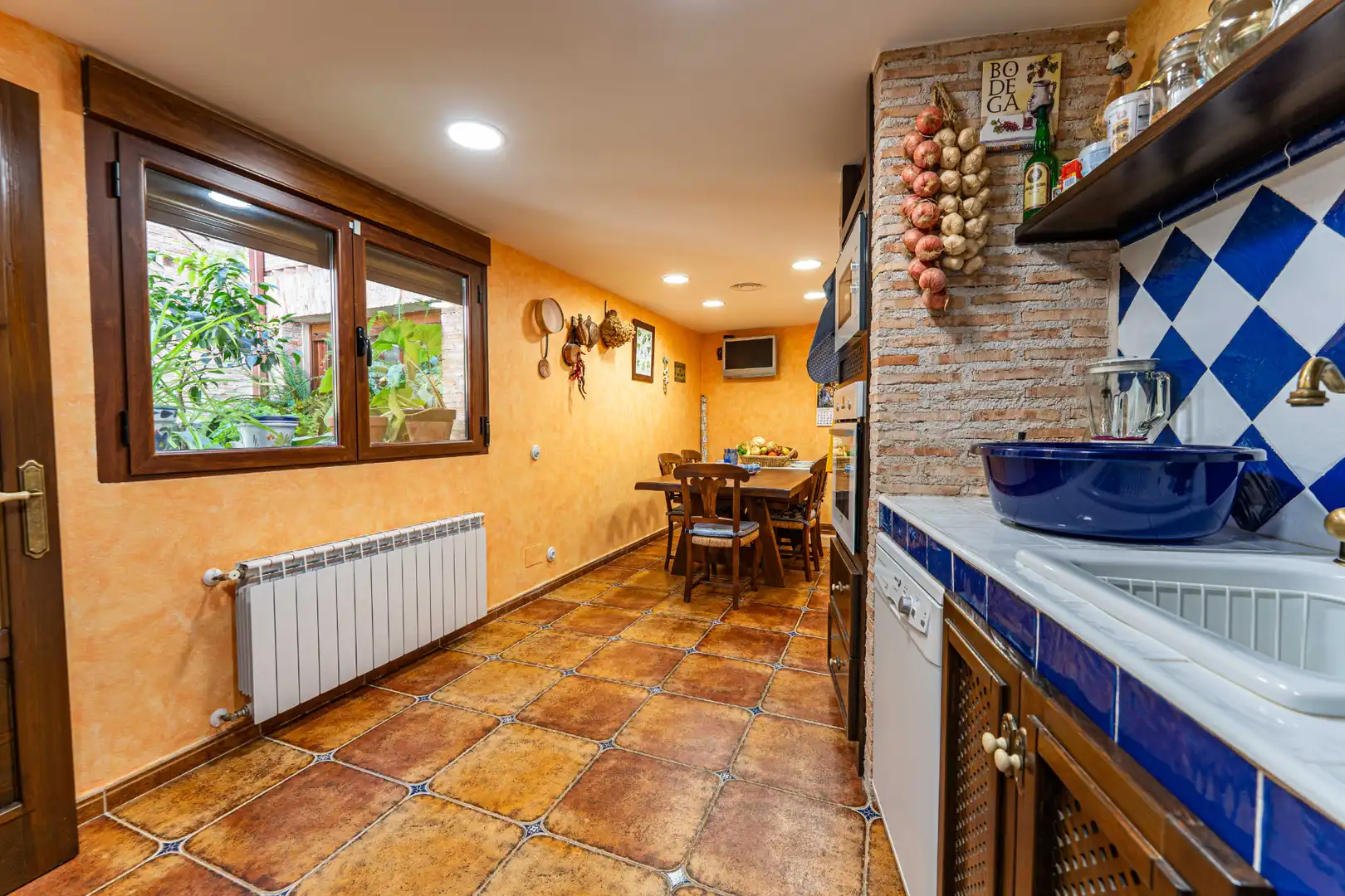 Cuina de Casa o xalet en venda en Méntrida amb Aire condicionat, Calefacció i Jardí privat