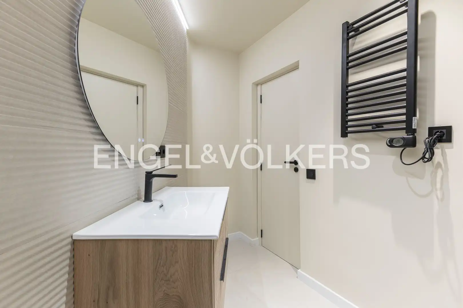 Bathroom of Flat for sale in Barcelona  with Air Conditioner, Heating and Parquet flooring
