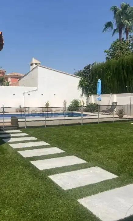 Piscina de Casa o xalet en venda en L'Eliana amb Aire condicionat, Jardí privat i Terrassa