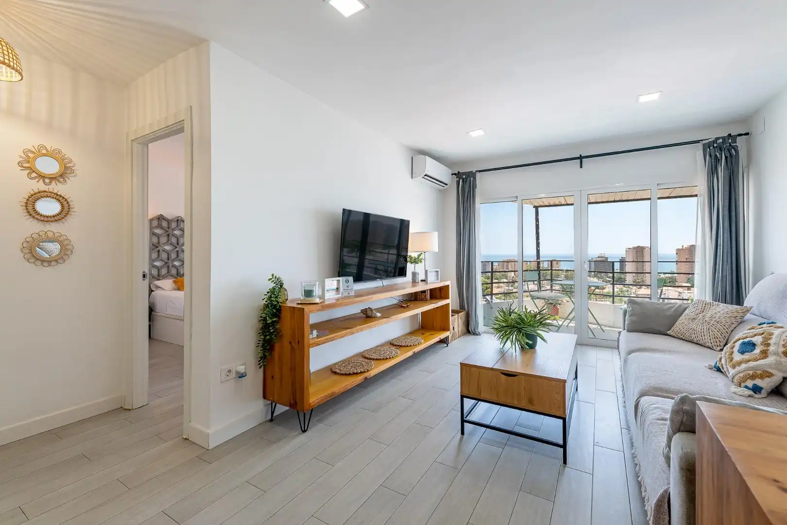 Sala d'estar de Àtic en venda en Torremolinos amb Aire condicionat, Terrassa i Piscina comunitària