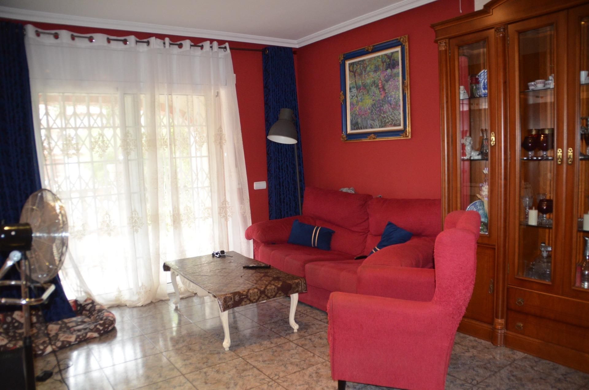 Sala de estar de Casa o chalet en venta en Calafell con Aire acondicionado, Calefacción y Jardín privado