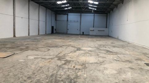 Excelente nave industrial en primera línea de la Pista de Silla, con gran visibilidad y acceso directo desde dos calles. El inmueb, image 5