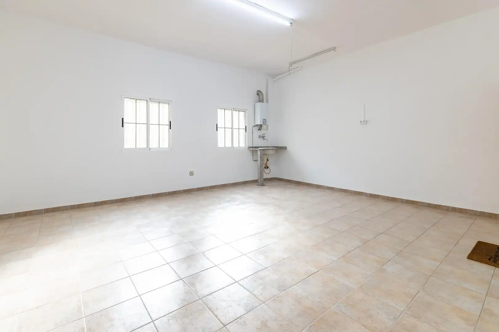 Casa adosada en venta en Xàtiva con Aire acondicionado, Terraza y Trastero