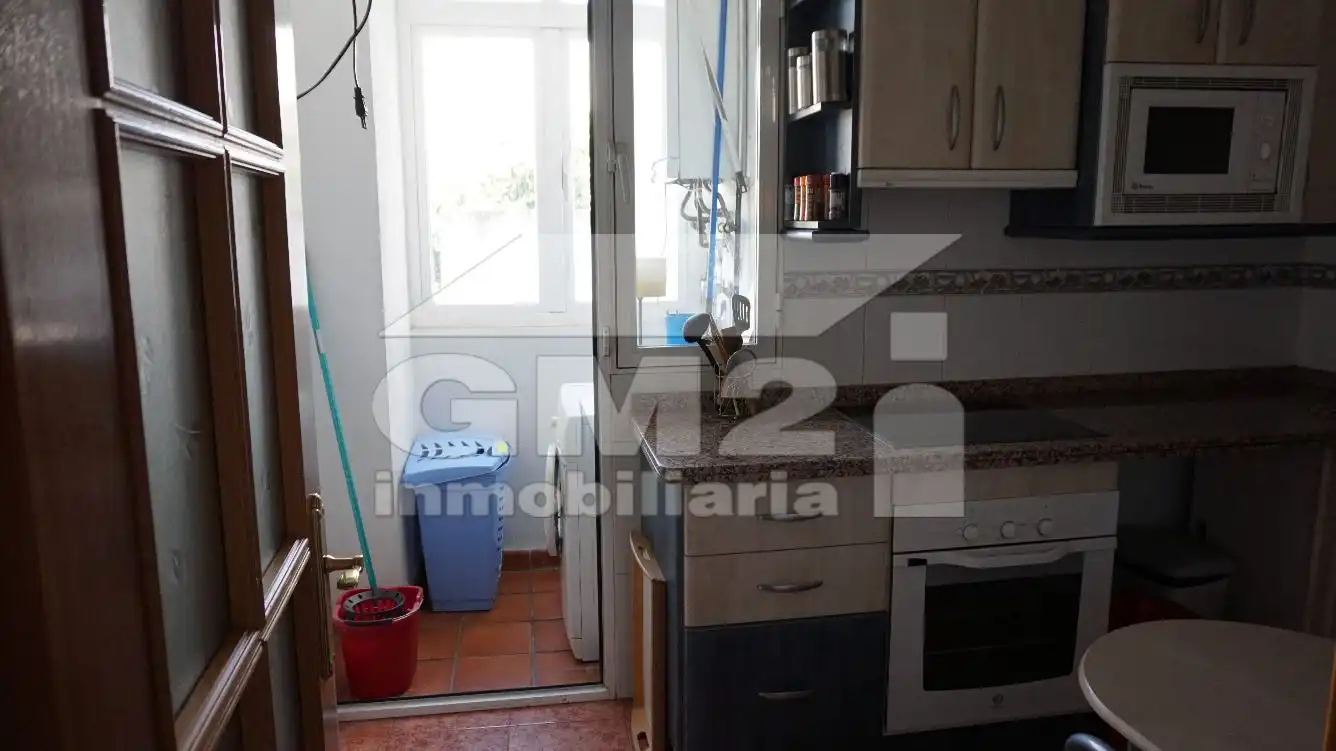 Küche von Wohnung zur Miete in Maracena mit Klimaanlage, Heizung und Parkett
