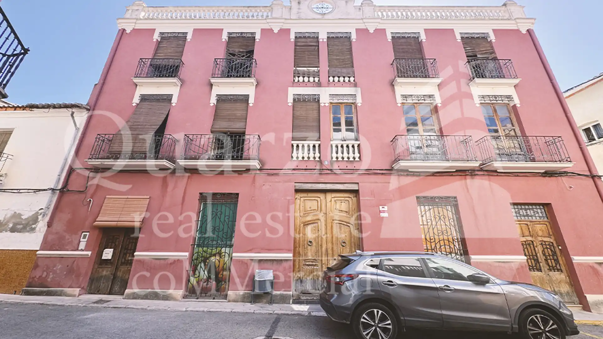 Vista exterior de Local en venda en Antella