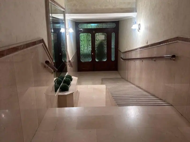 Appartement avec ascenseur à vendre à Calle Sebastián Elcano 5