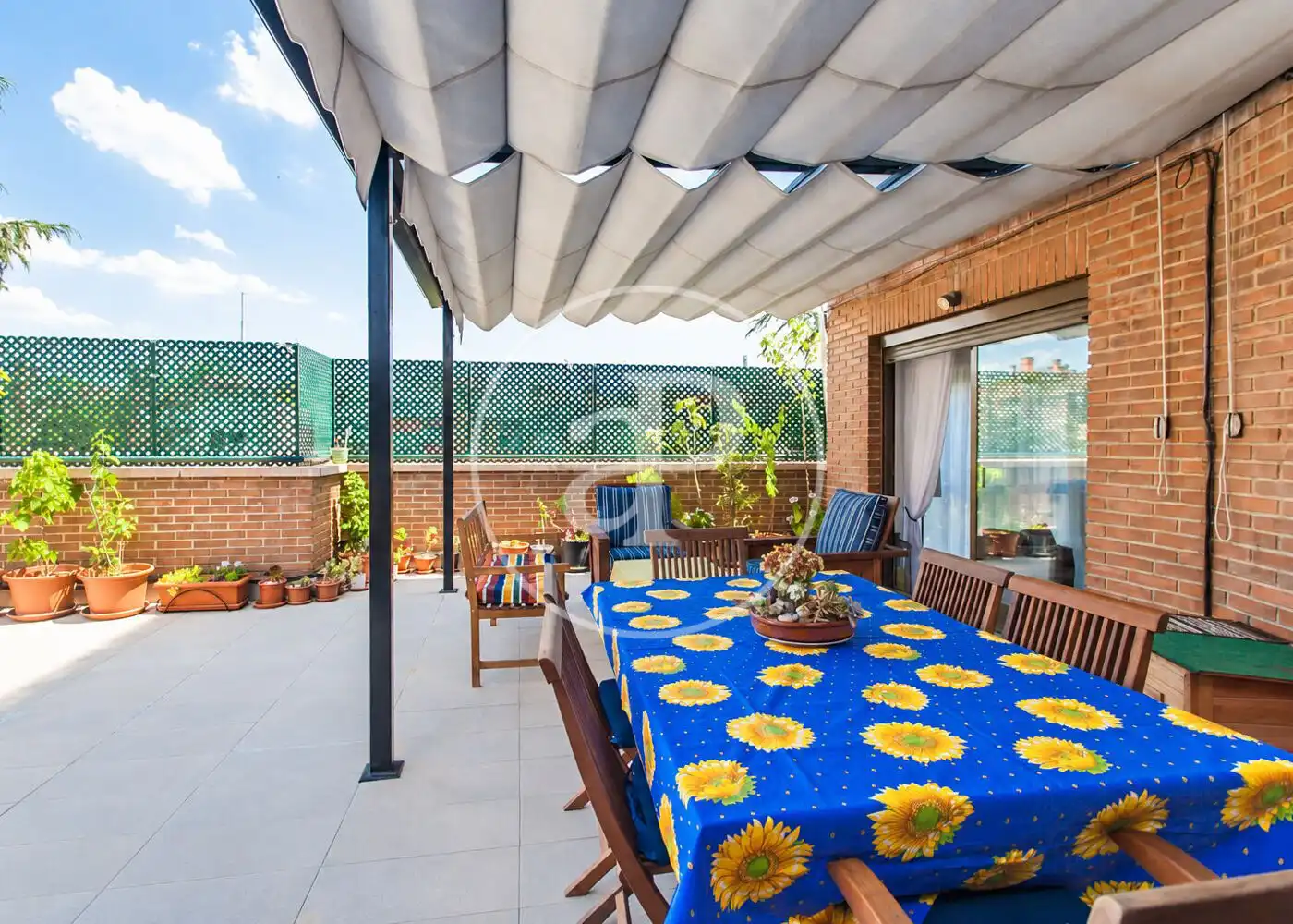 Flat for rent in Calle A. Baldasano, Colina