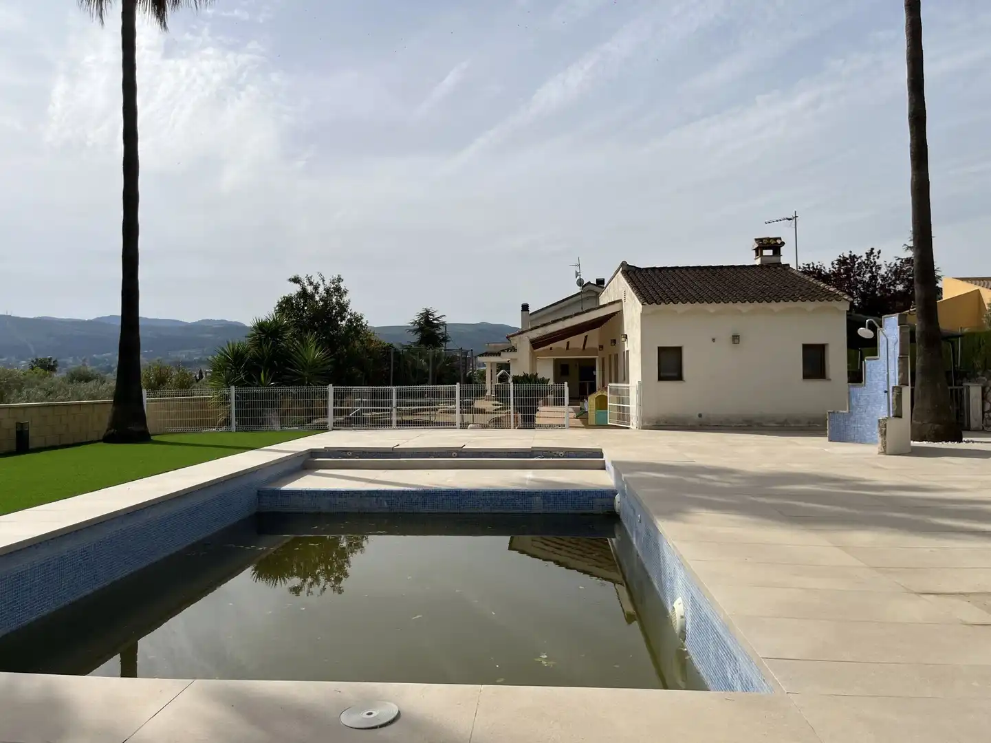 Piscina de Casa o xalet en venda en Ontinyent amb Aire condicionat, Calefacció i Jardí privat