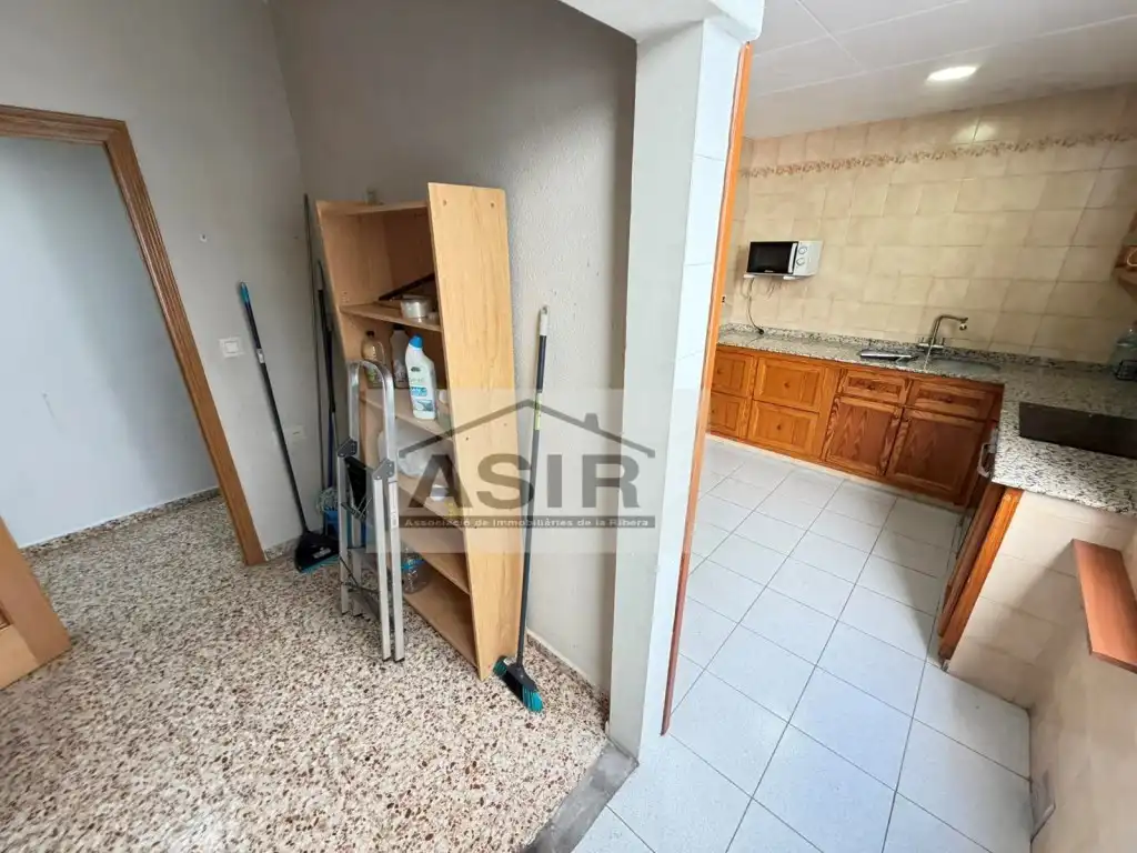 Piso en venta en Alzira con Balcón