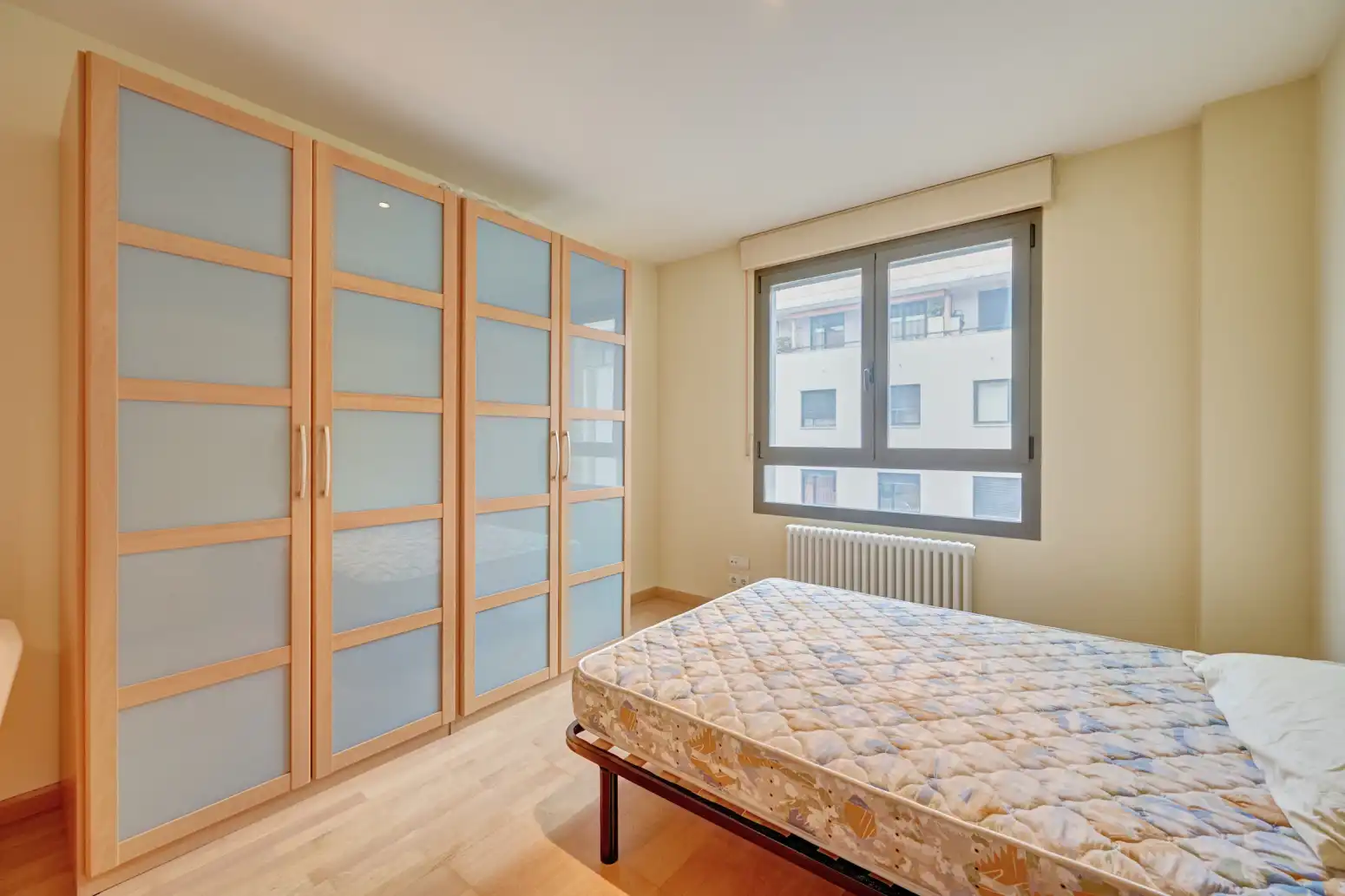 Bedroom of Flat for sale in  Pamplona / Iruña  with Heating, Private garden and Parquet flooring
