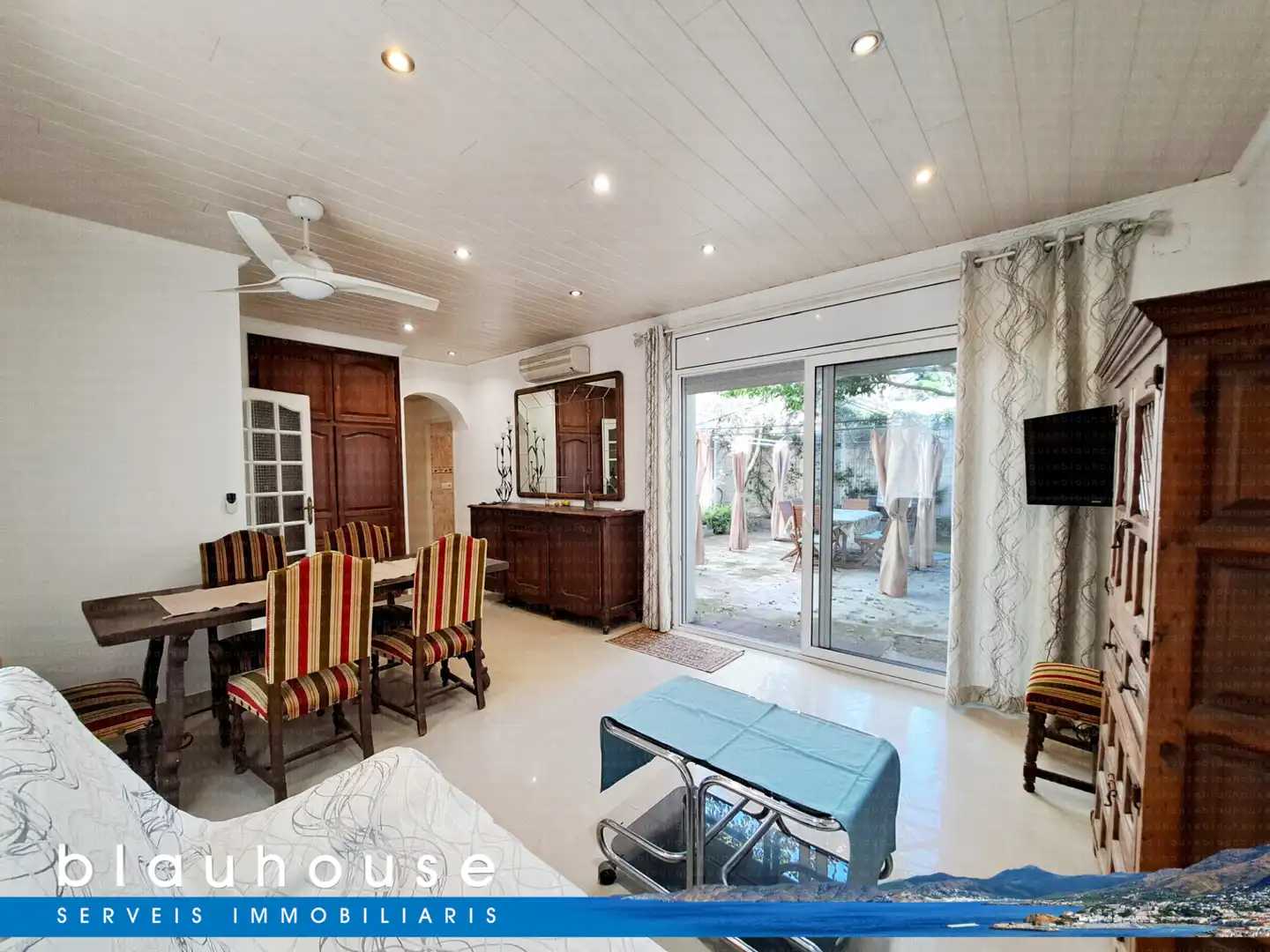 Sala de estar de Casa o chalet en venta en Llançà con Aire acondicionado, Calefacción y Terraza