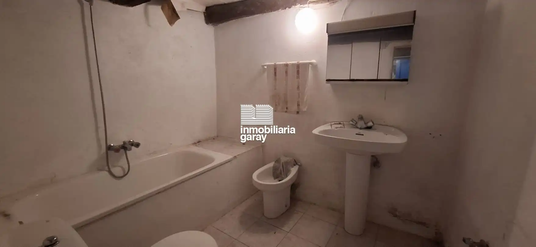 Houses for sale in Valle de Manzanedo  with Private garden
