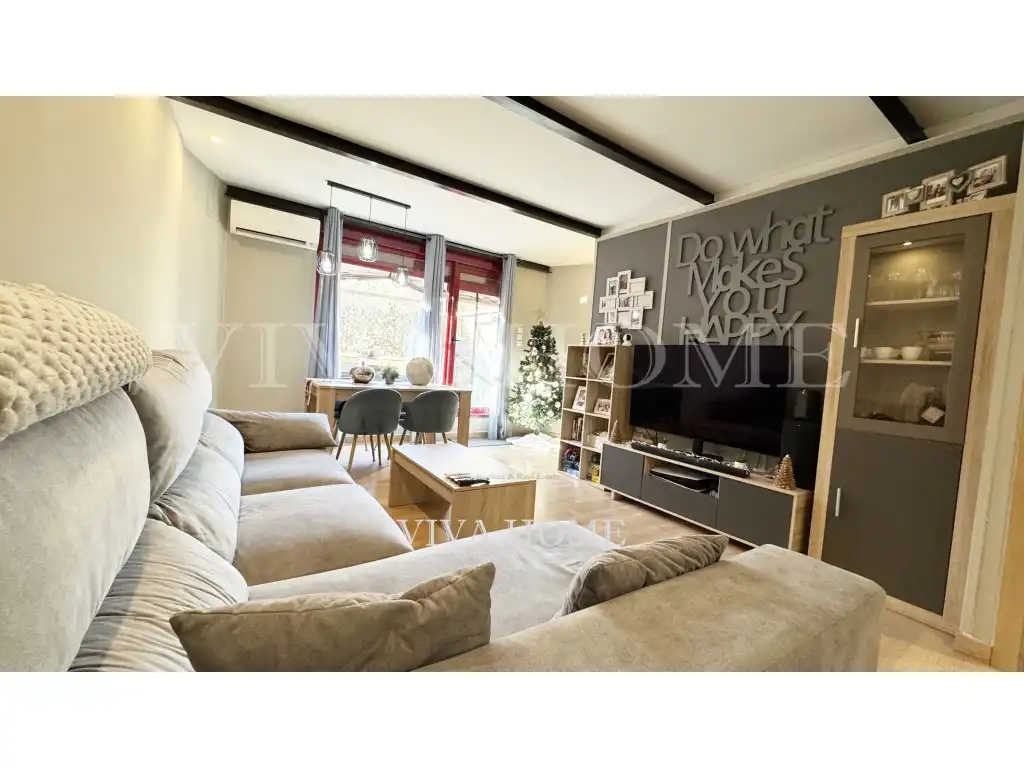 Sala d'estar de Loft en venda en Madrid