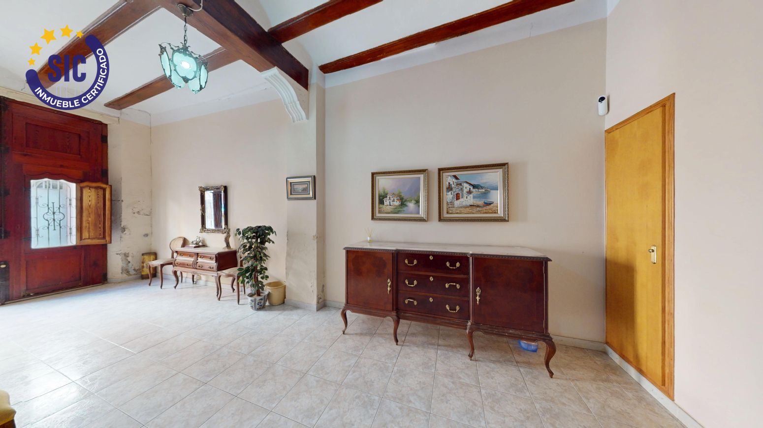 Casa adosada en venda en Benifaió