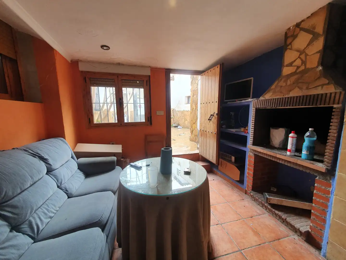 Sala d'estar de Casa o xalet en venda en Guadix amb Terrassa i Moblat