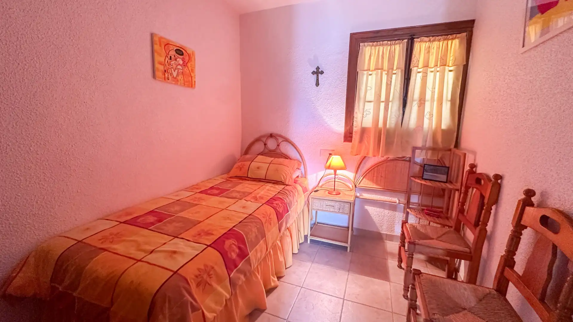 Dormitori de Casa adosada en venda en Orihuela amb Jardí privat, Terrassa i Traster