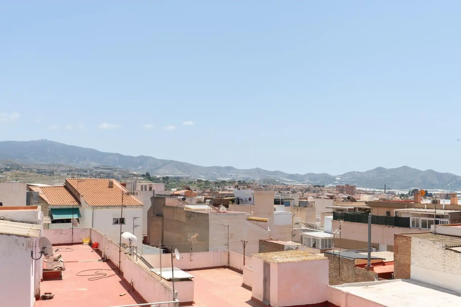 Vista exterior de Pis en venda en Motril amb Aire condicionat i Balcó