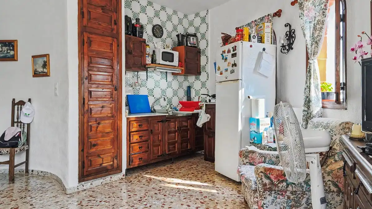 Küche von Haus oder Chalet zum Verkauf in Dénia mit Heizung, Privatgarten und Terrasse
